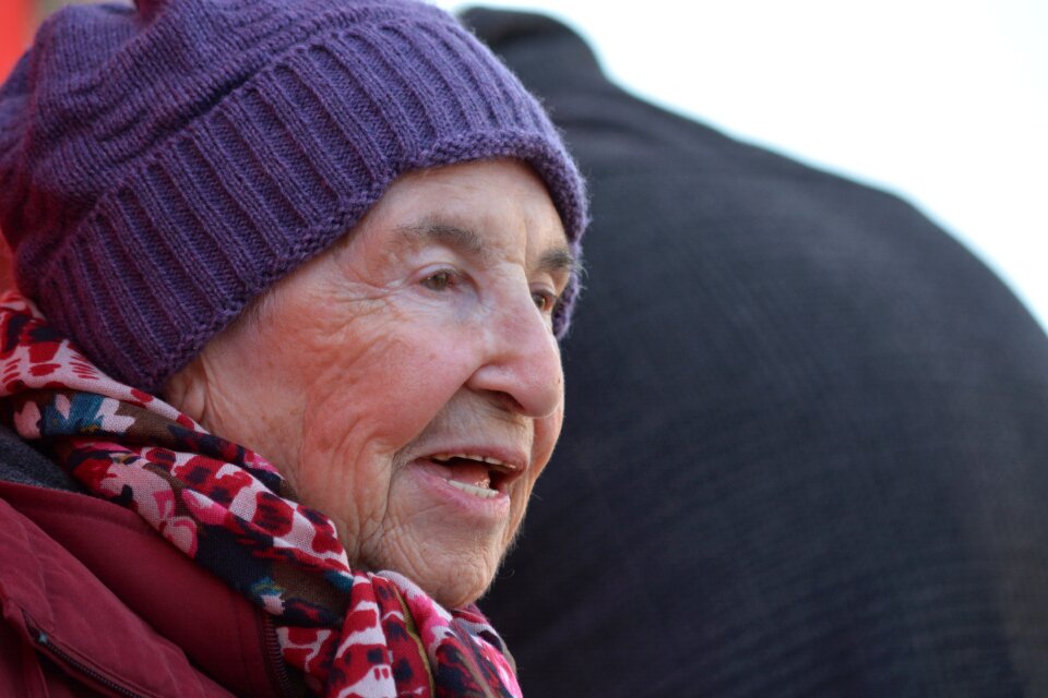 Barmbek may esther bejerano