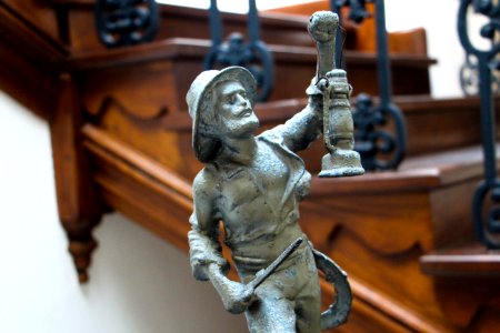 Wild, Sculpture, Man with lamp