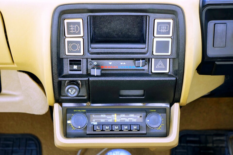 Vehicle vintage transportation
