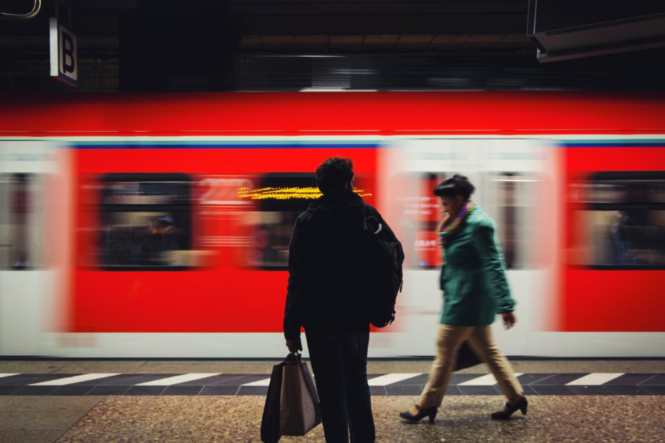 Frankfurt, Germany, Aim