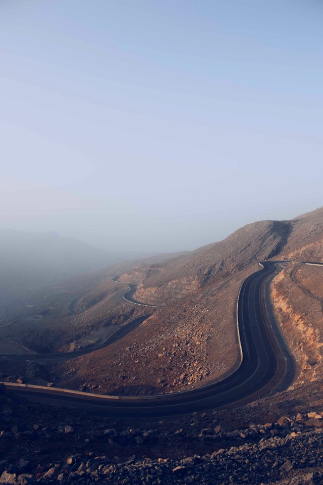Jebel jais mountain top, United arab emirates, Downhill