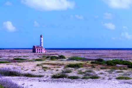 Light house, Oned building, Isl photo