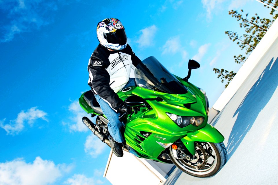 El segundo, United states, Stunter