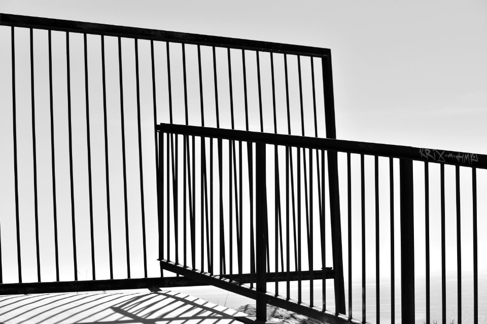 Travel, Contrast, Stripes