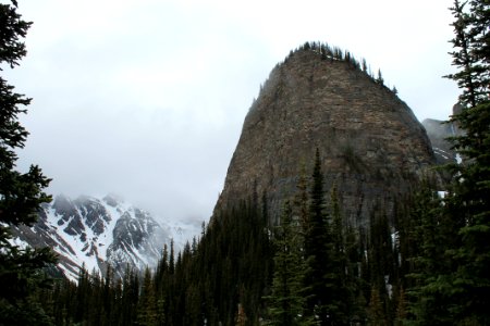 Lake louise, Canada, Cliff photo