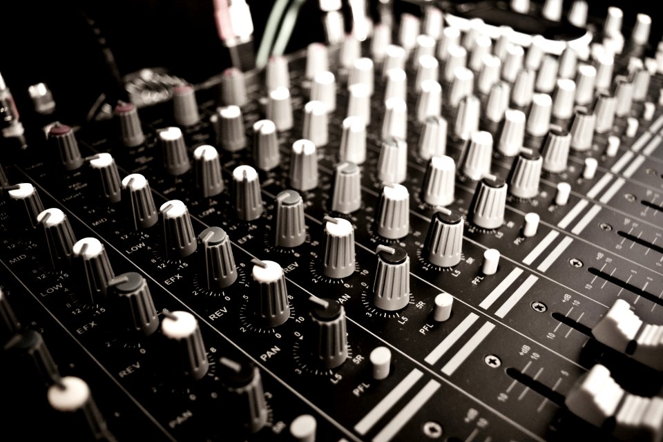 Production, Analog mixer, Tune
