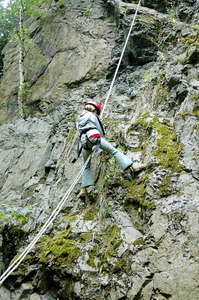 Descent wall adventure