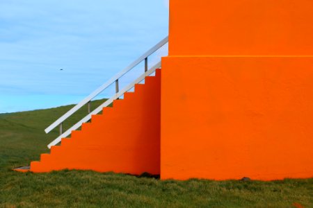 Icel, Stairs, Orange