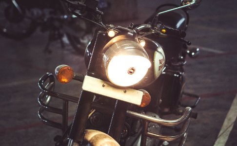black standard motorcycle