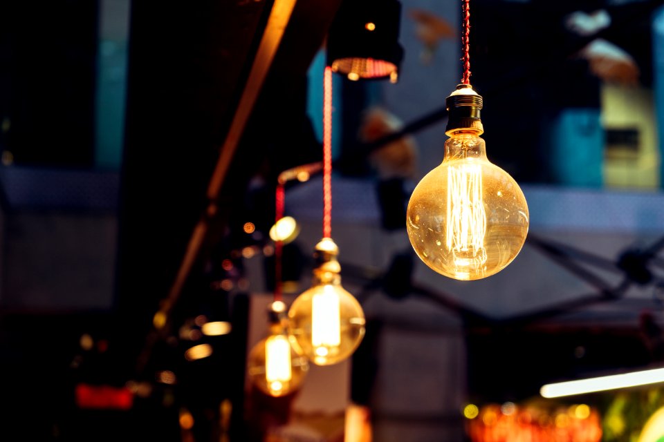 selective focus of lighted light bulbs