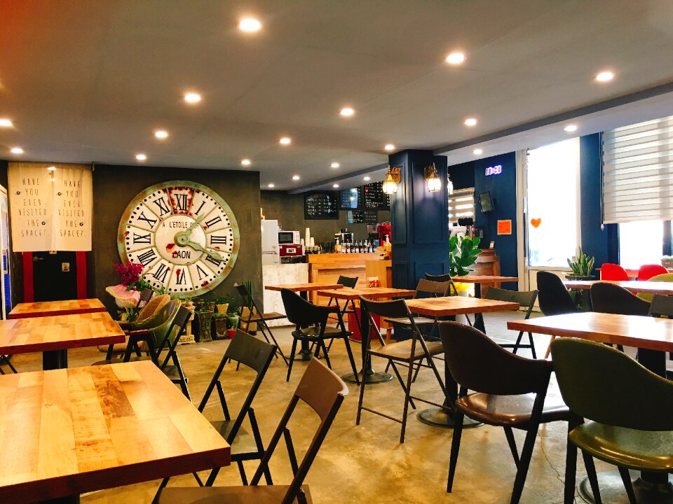 Jebudo the coffee shop indoor
