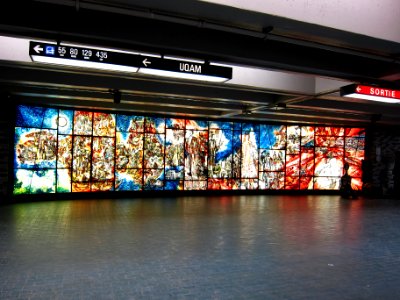Montreal, Placedesarts station, Uqam photo