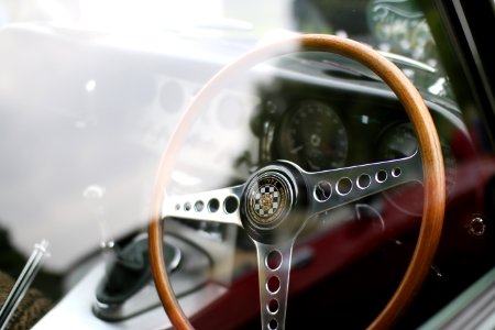 brown and gray car steering wheel photo
