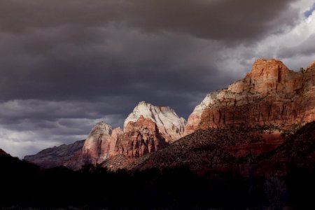 landscape photo of mountain photo