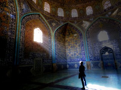 Sheikh lotfollah mosque, Isfahan, Iran photo