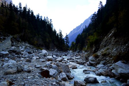 Valley of flowers national park, India, Lake