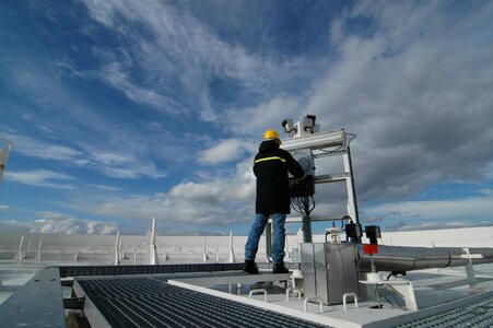 Roof vent air conditioning