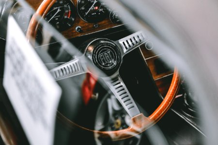 black and grey FIAT car steering wheel photo