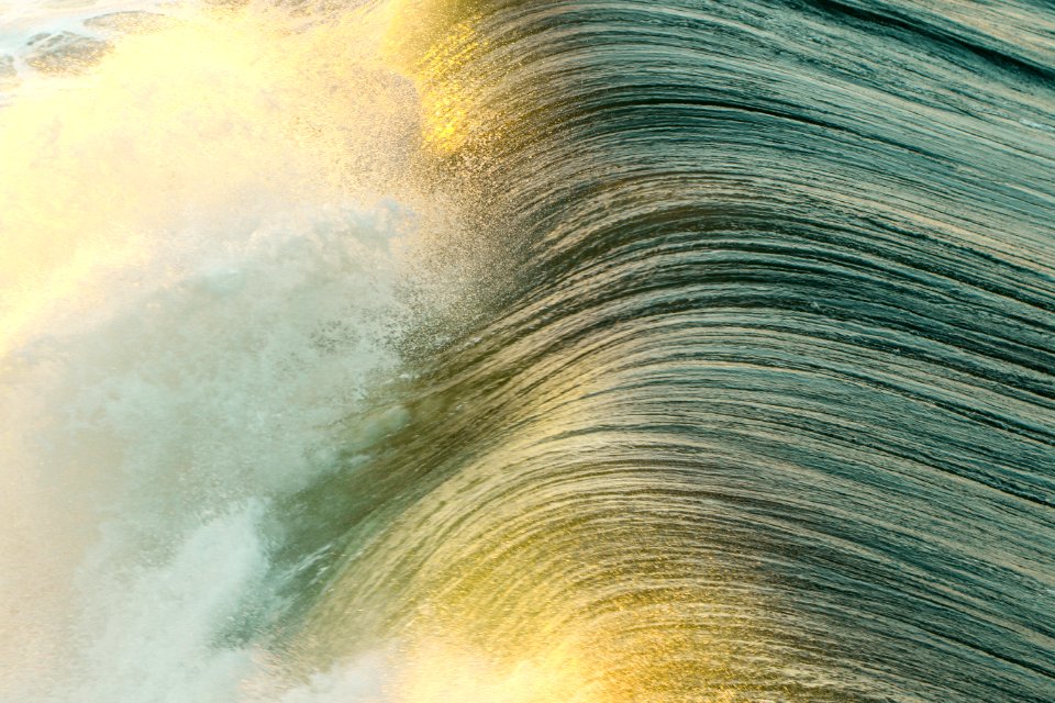 ocean waves photo
