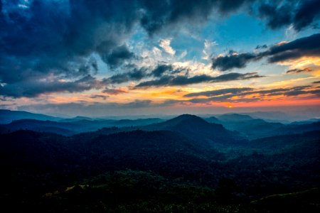 Valparai, India, Hills