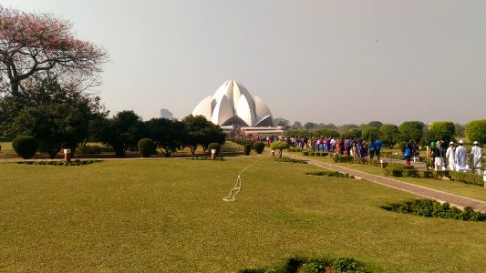 Lotus temple, New delhi, India photo