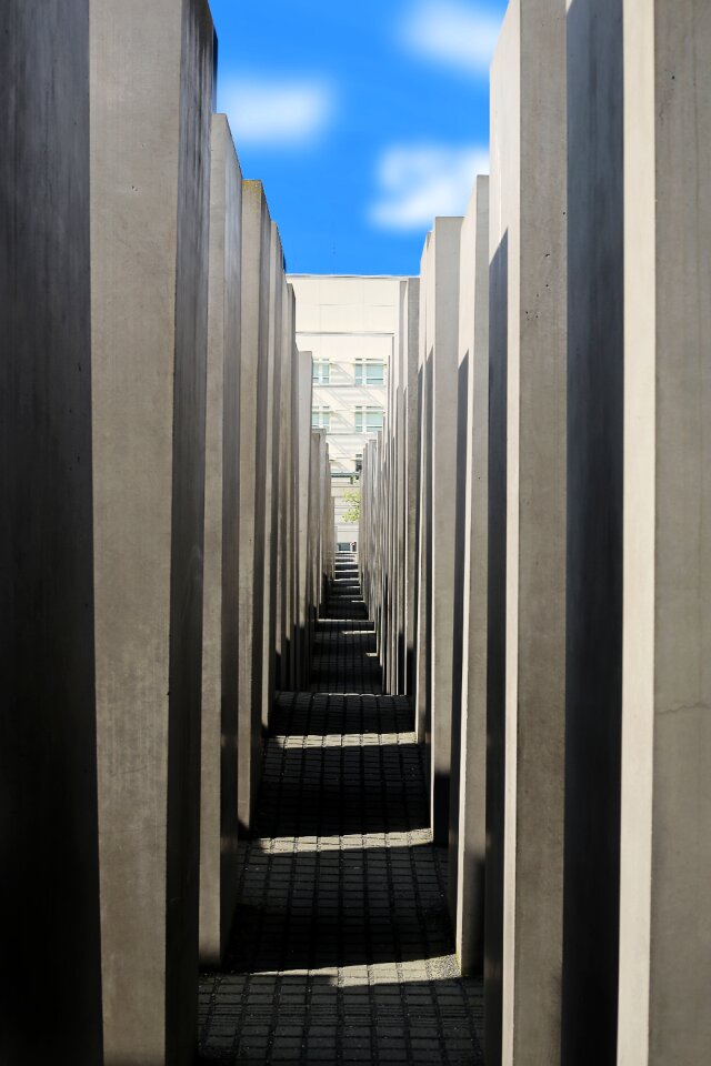 Holocaust memorial jewish heritage history photo
