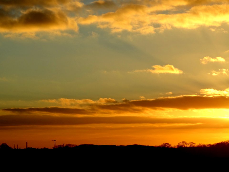 Skyline, Sky, Clouds