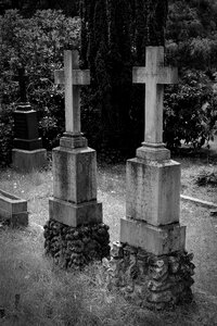 Cross abandoned tombstone