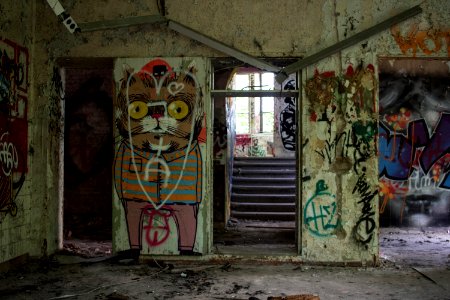 Demolishion, Ruin, Creepy