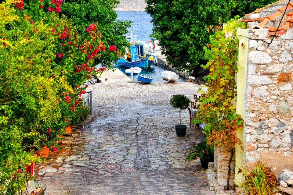 Chalaki, Greece, Agii theodori