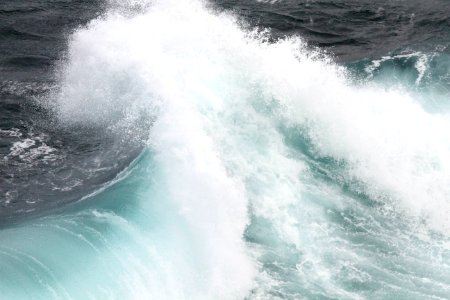 Moody, Coast, Crashing