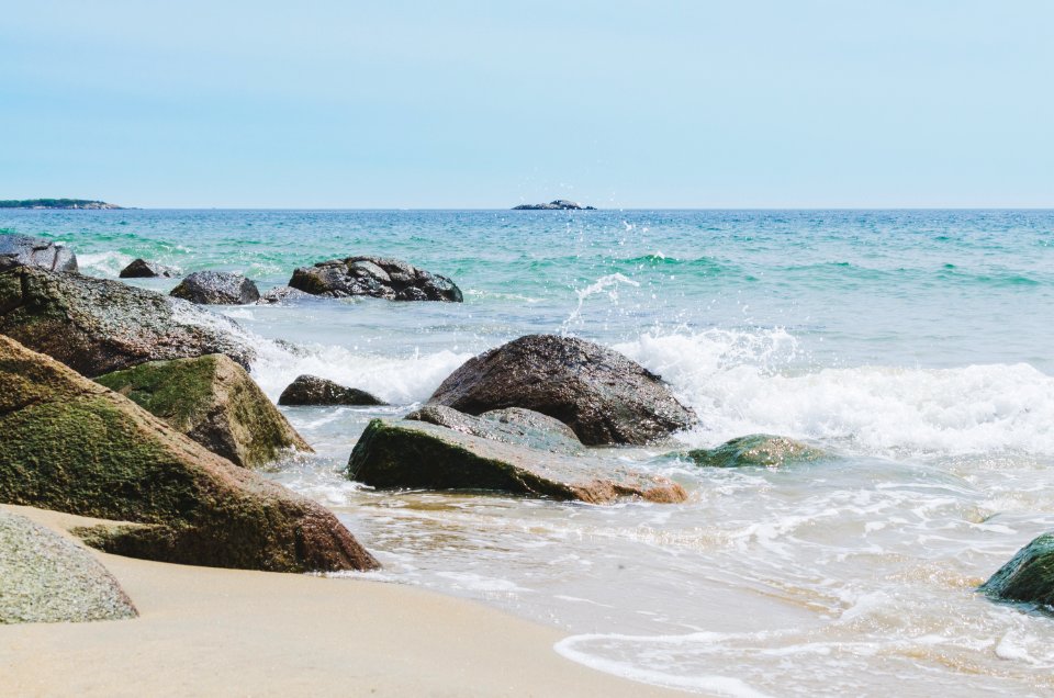 Singing beach, United states, Rocks