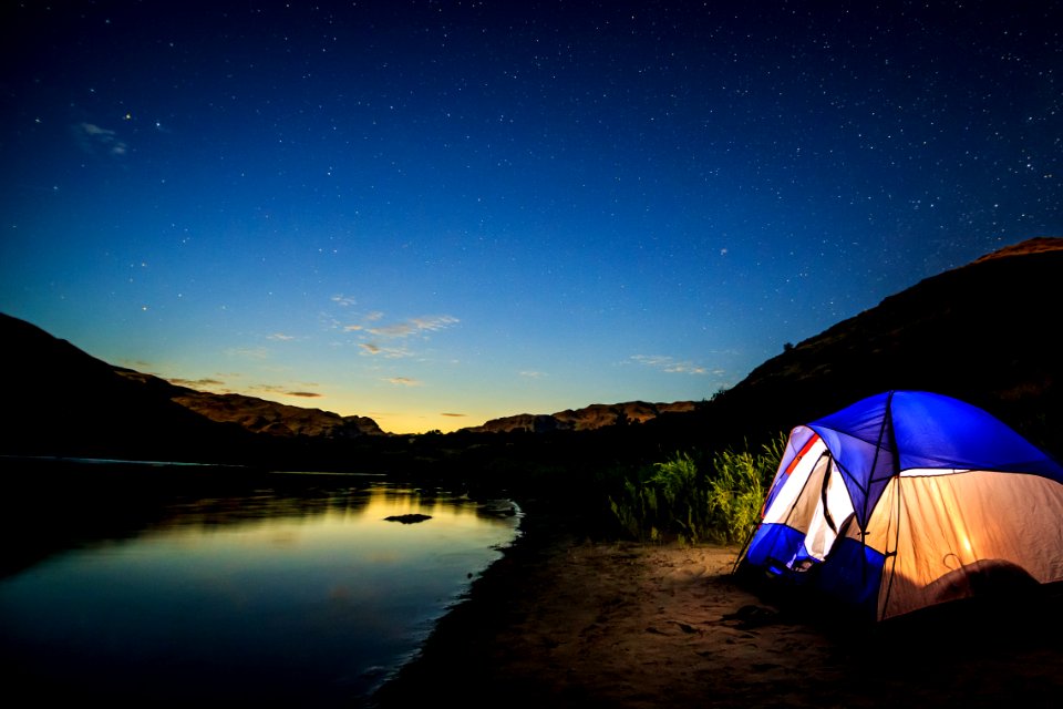 Hells canyon dam, United states, Calm