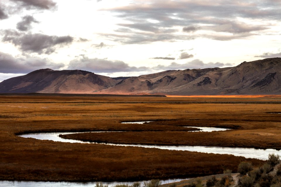 Mammoth lakes, United states, Morning light photo