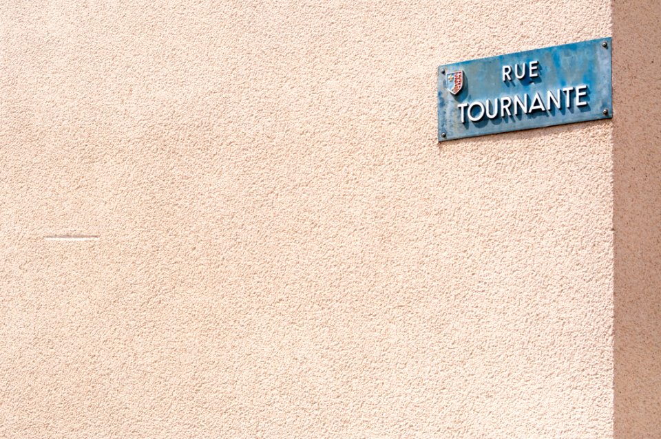 Saintsever, Francia, Wall