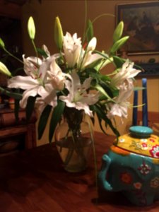 Cookie jar, Table, Flowers photo