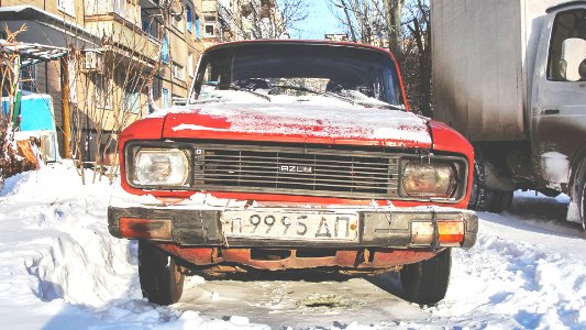 Ukraine, Kryvyi rih, Old car
