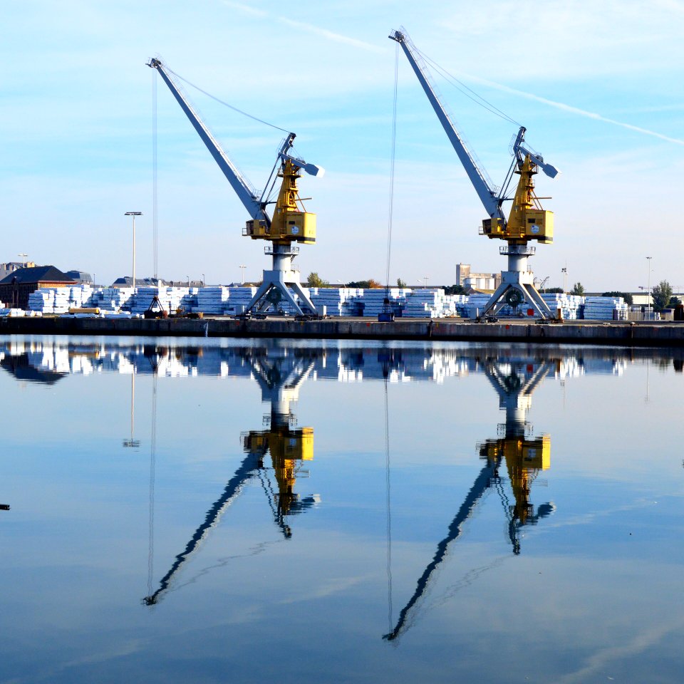 Stmalo, France, Reflection