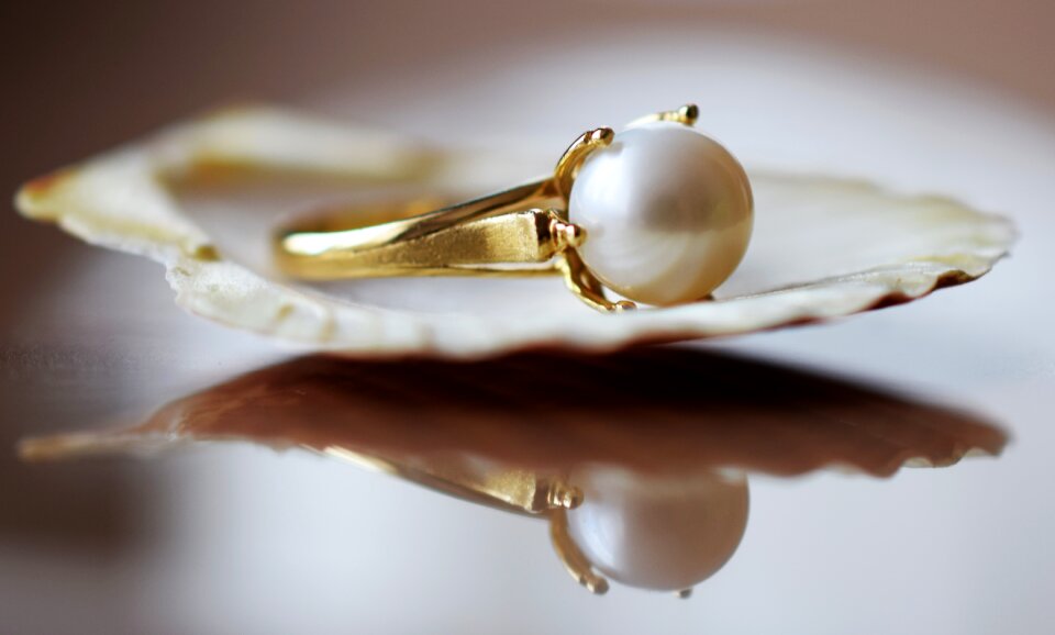 Gold fashion beauty
