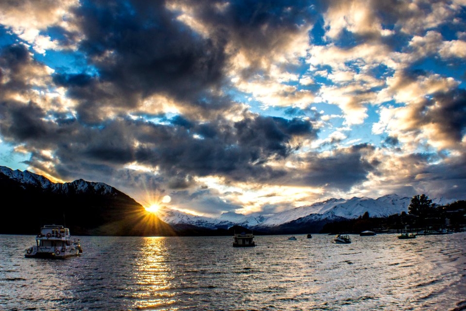 Wanaka, New Zealand, Boat