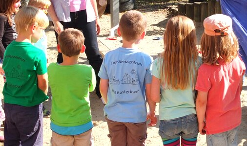 Move kindergarten together