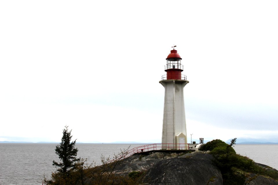 lighthouse under clear sky