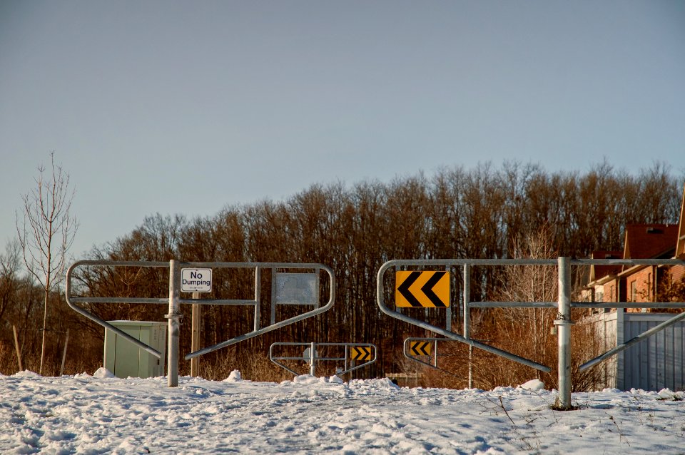 Milton, Canada, Gate