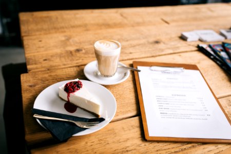 Table, Ronsdorfer str. 74, D sseldorf