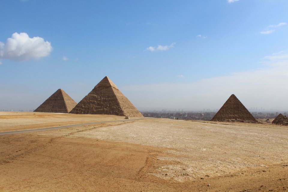 Pyramids egypt cairo