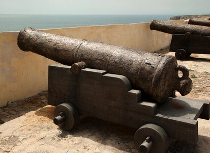 Fortress ramparts war