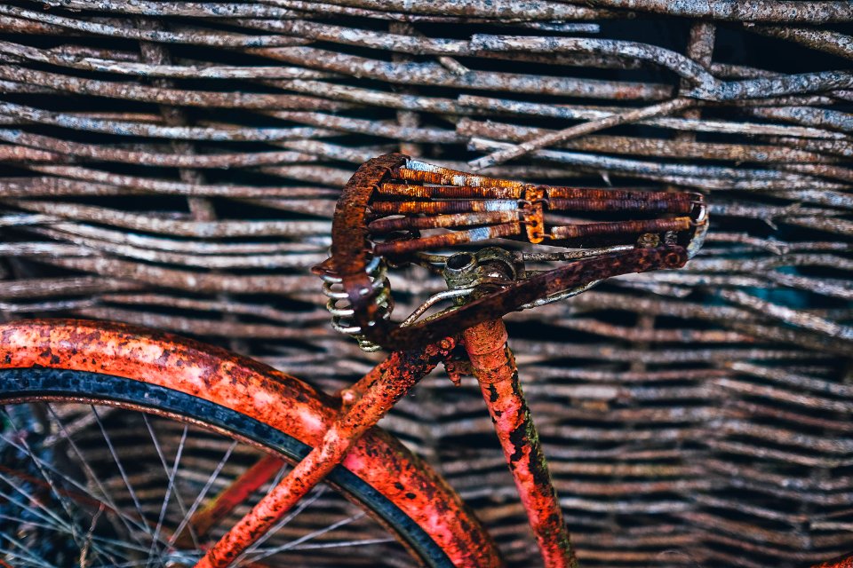 vintage brown bicycle