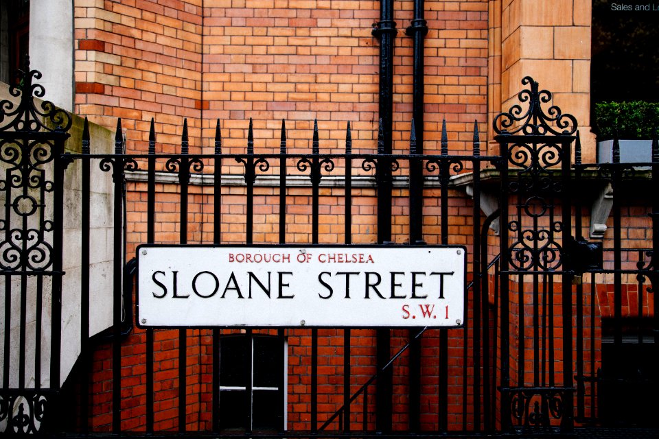 Sloane Street signage