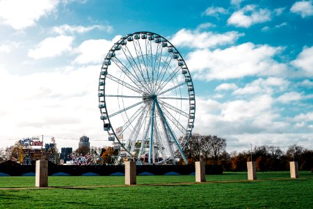 Ferris wheel photo