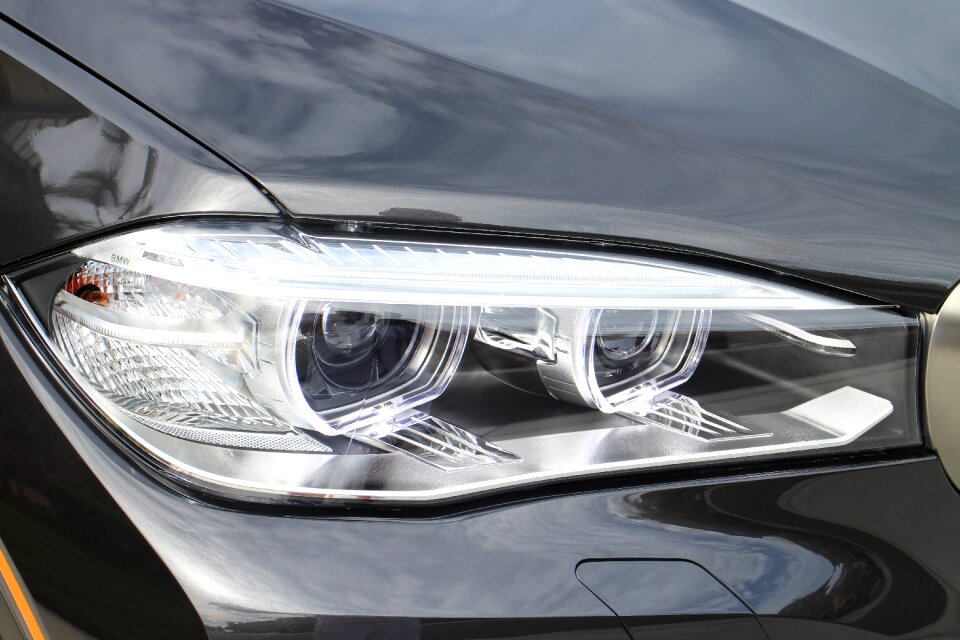Automobile vehicle gray car